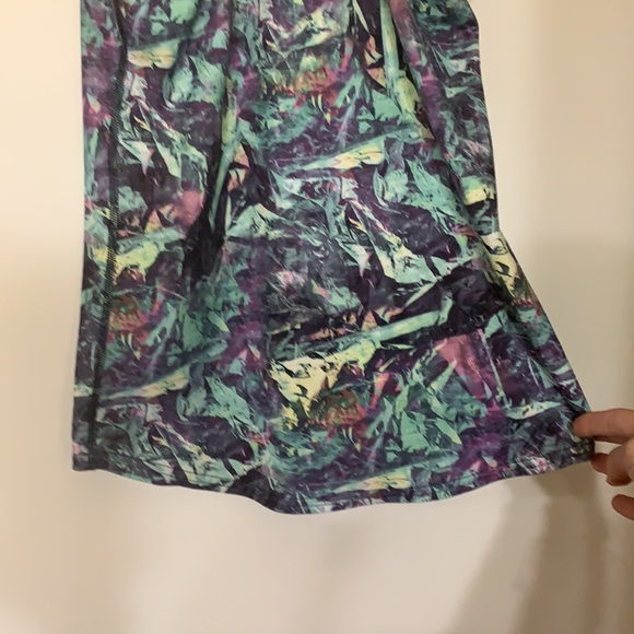 Lululemon tank top - Picture 4 of 4